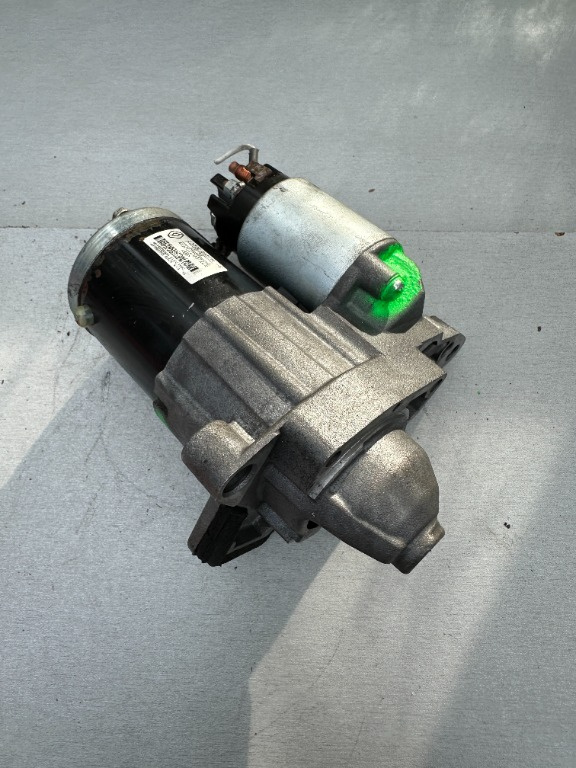 Electromotor Dacia Logan MCV 2 0.9 / 1.2 TCE cod 233000557r an 2012 - 2020