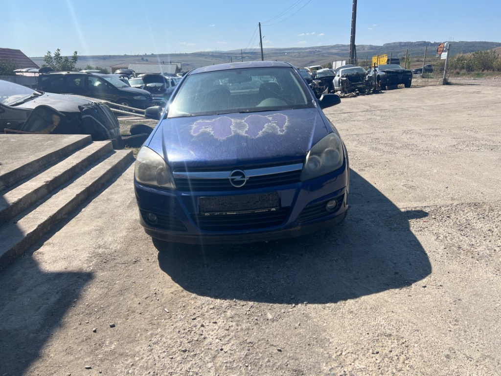 Electromotor Opel Astra H 2005 Hatchback 1,7 cdt