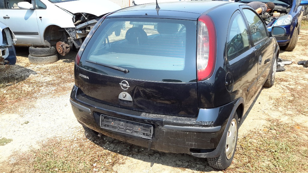 Electromotor Opel Corsa C 2006 hatchback