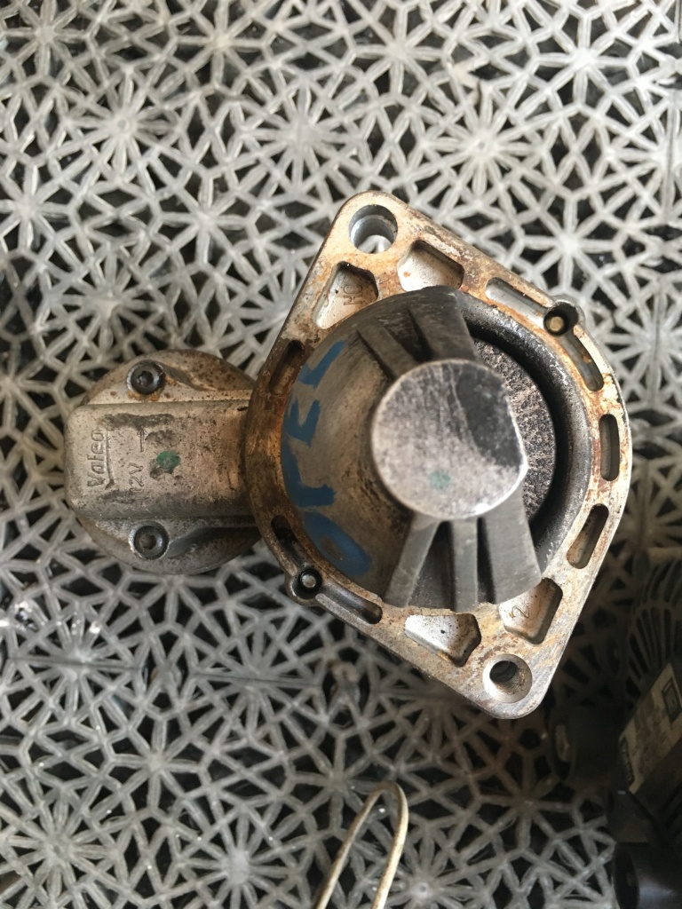 Electromotor opel corsa D motor 1.3cdti 