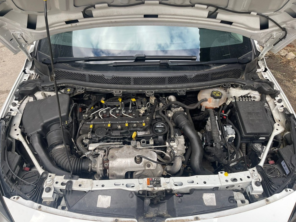 Electromotor Opel Meriva 1.6 CDTI tip motor B16DTH