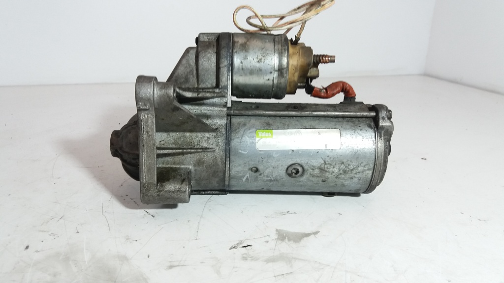 Electromotor Opel Vivaro 1.9 cdti tip motor F9Q Valeo 8200331251