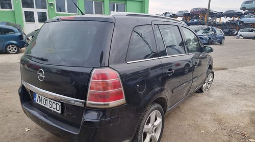 Electromotor Opel Zafira B 2007 7 locuri 1.9 cdti