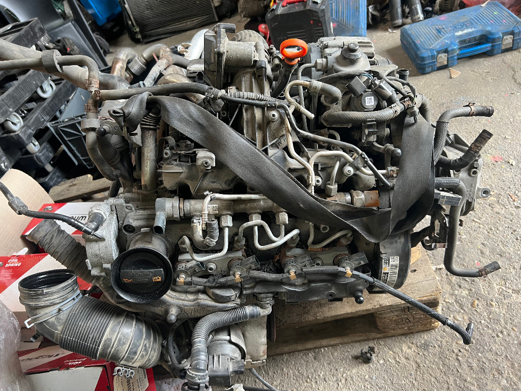 Electromotor Passat b7 2012 2.0 tdi tip 