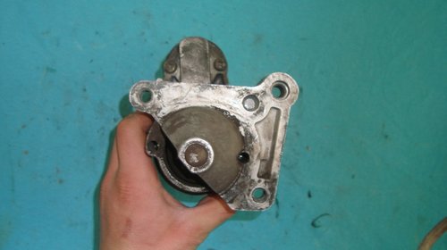 Electromotor Renault Megane I/Trafic/Vivaro 1,9dci cod 7700116282