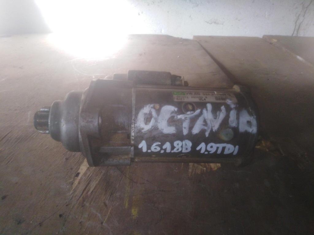 Electromotor Skoda Octavia 1 1.6, 1.8b / 1.9 TDI, cod 02A911024G