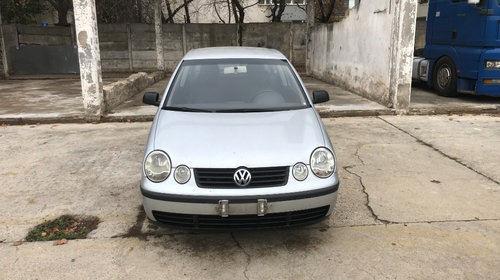 Electromotor Volkswagen Polo 9N 2003 coupe 1.