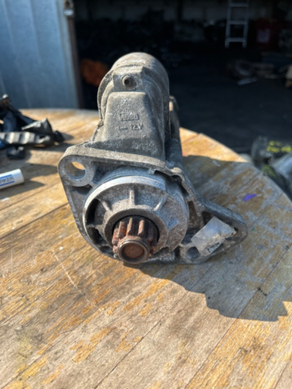Electromotor VW Bora 1.9 sdi cod 020911023R