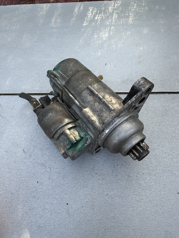 Electromotor Vw Caddy 3 1.4 / 1.9 TDI cod 02z911023h an 2004 - 2013