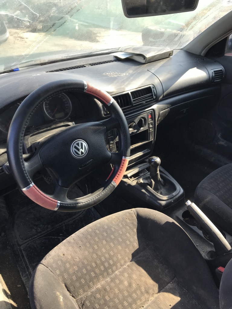 Electromotor VW Passat B5 2002 combi 1,9