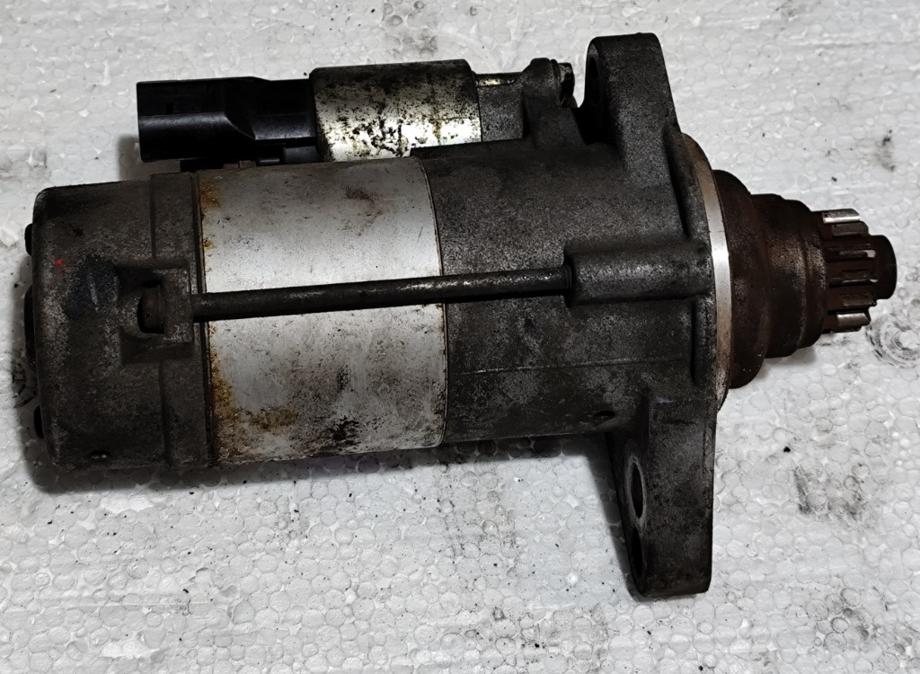 Electromotor Vw Passat B7 1.6 TDI cod 02z911024b an 2012 - 2017