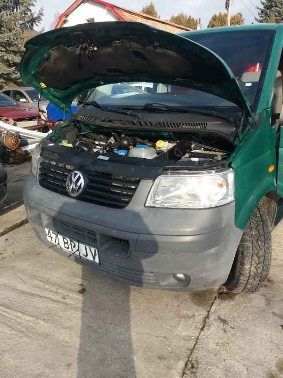 Electromotor vw t5. 2.5 tdi cod motor AXD an 2006
