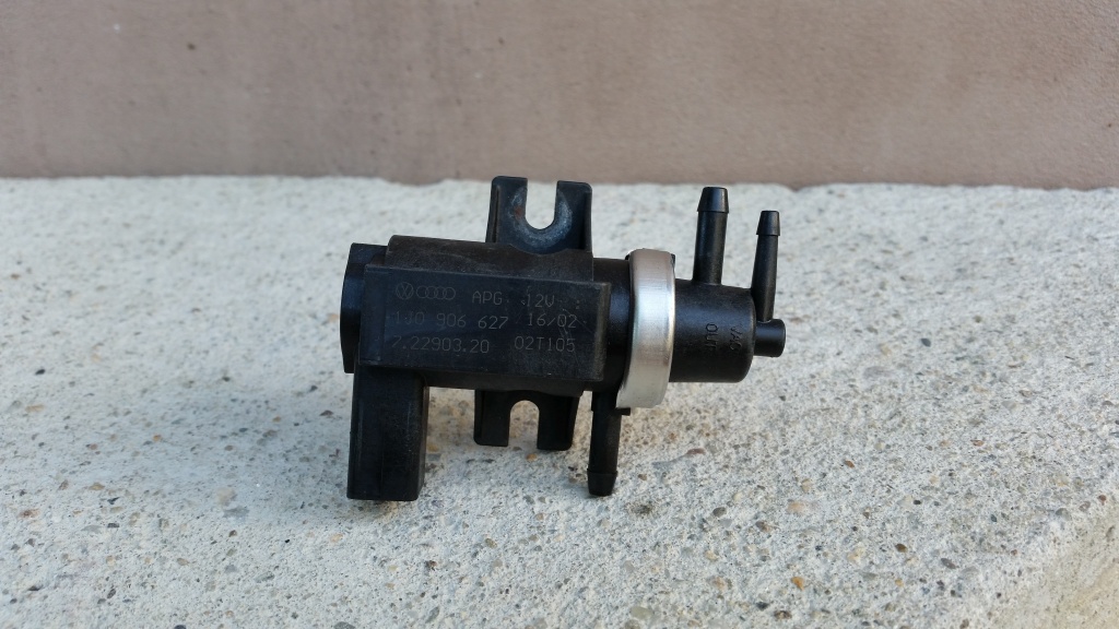 Electrovalva Vacuum VW Passat B5 1.9 TDI - 1J0906627 / 1J0 906 627