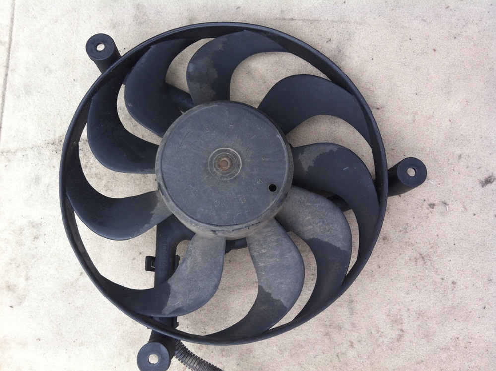 Electroventilator Ac Skoda Fabia 1 4 Mpi Cod 1j0121206d