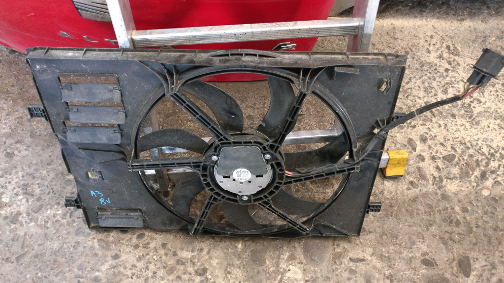 Electroventilator Audi A3 8V . Cod : 5q0121205