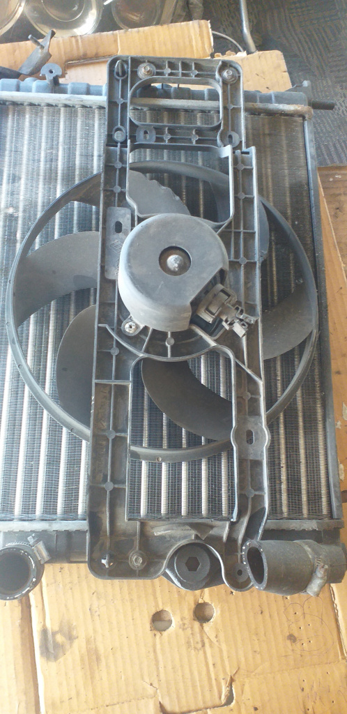 Electroventilator Dacia Logan 1.4 MPI cod produs:8200277810G / 8200 277 810 G