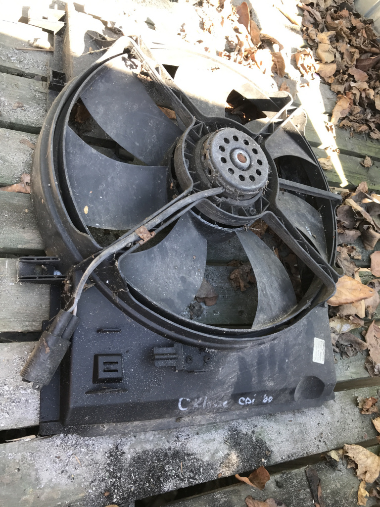 Electroventilator gmv c class 2.2 cdi an 2000 cod a0015002393