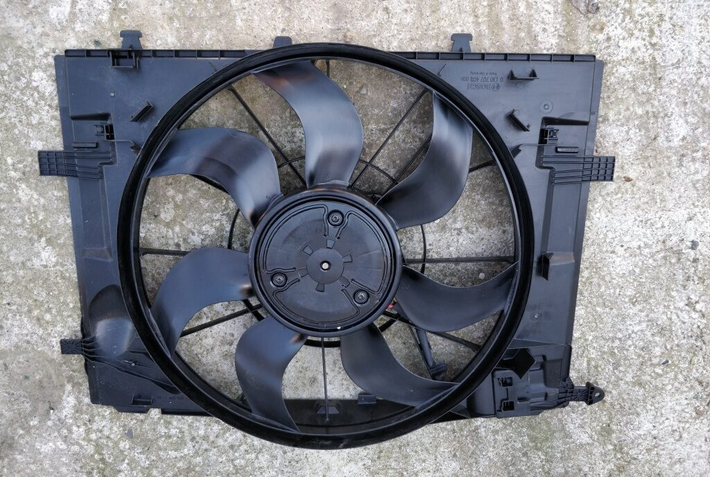 Electroventilator / GMV Mercedes E-CLASS(W213) - COD OEM : A0999061100 // 0130707402
