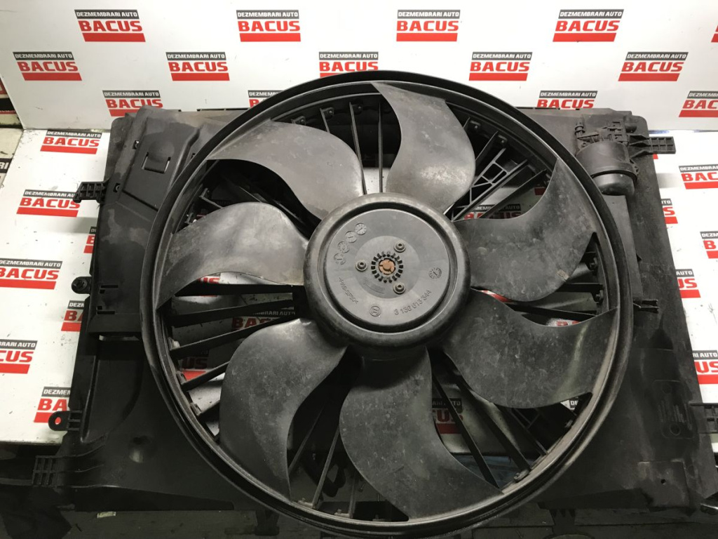 Electroventilator Mercedes E Class W212 Cod A2045000393 / 0130307134