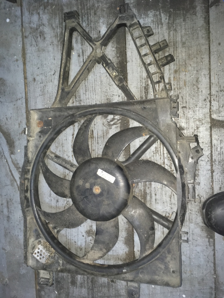 Electroventilator Opel Corsa C 1.2 Z12XE