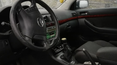 Electroventilator racire Toyota Avensis 2006 Berlina combi 2.2 d si 2.0 d