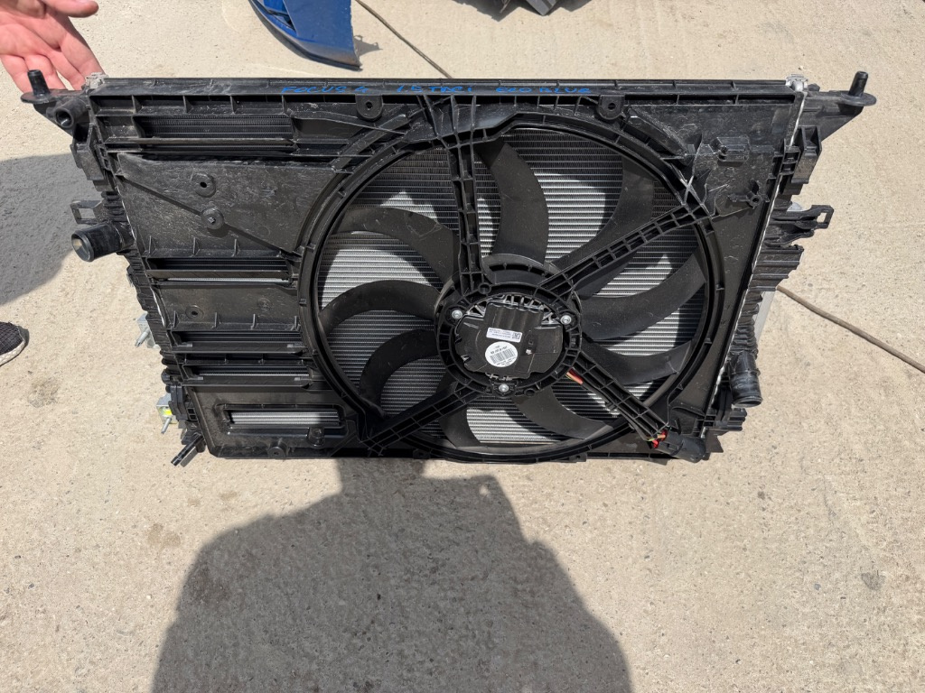 Electroventilator / radiator apa + ac Ford Focus 4 1.5 TDCI ECOBLUE 2018/2019/2020/2021/2022