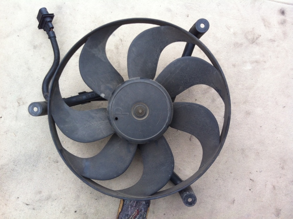 Electroventilator Skoda Fabia 1 4 Mpi Cod 1j0121206c