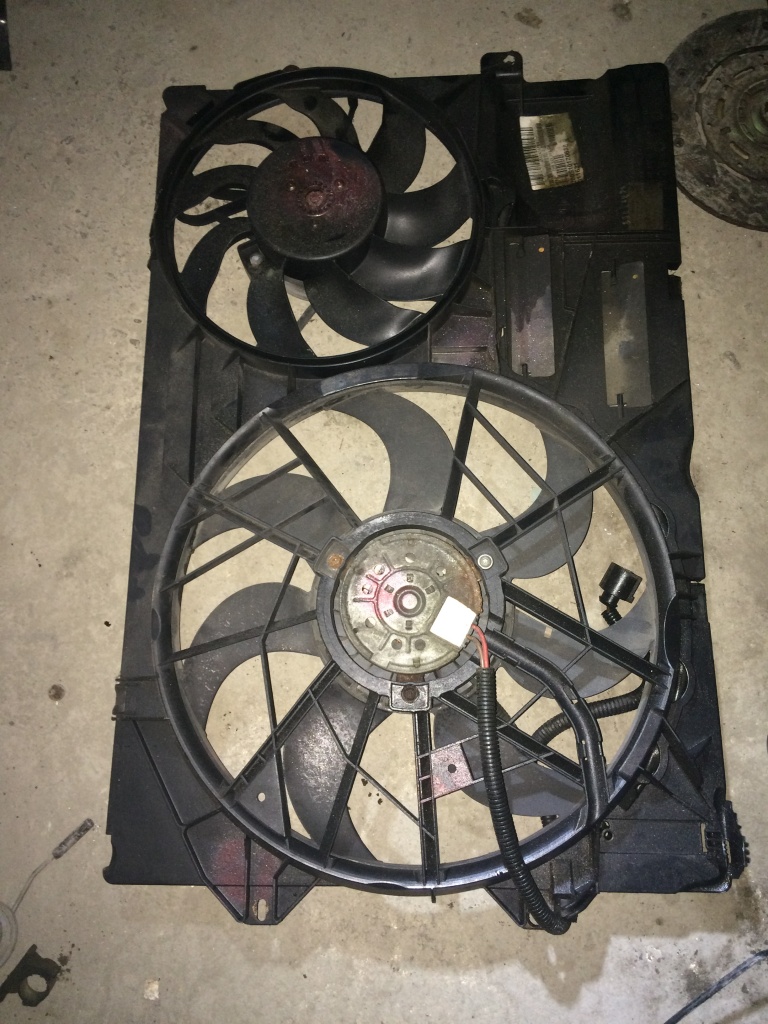 Electroventilator VW T5 2.5 TDI AXD AXE