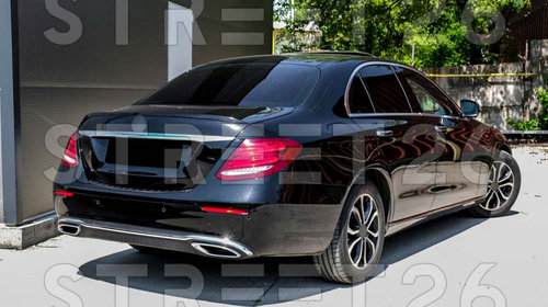 Eleron Portbagaj Compatibil Cu Mercedes E-Class W213 Sedan (2016-2023) Negru Lucios