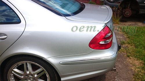 Eleron Portbagaj Mercedes W211 model AMG E Klasse Plastic Abs ⭐⭐⭐⭐⭐