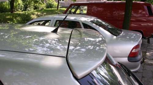 Eleron spoiler haion luneta Toyota Corolla E1