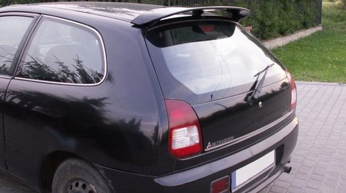 Eleron spoiler hayon luneta Mitsubishi Colt CJ0 1995 2003