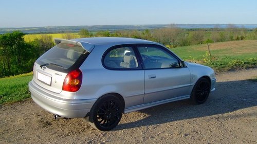 Eleron spoiler luneta haion Toyota Corolla E1