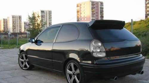 Eleron spoiler luneta haion Toyota Corolla E11 1996 2001