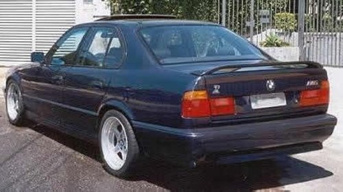 Eleron spoiler portbagaj bmw e34