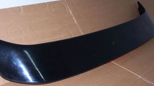 Eleron spoiler portbagaj Honda Civic 5d