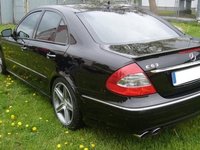 Eleron spoiler portbagaj Mercedes E Class W211