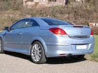 Eleron spoiler portbagaj Opel Astra H Twin Top