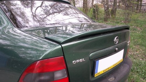 Eleron spoiler portbagaj Opel Vectra B sedan 