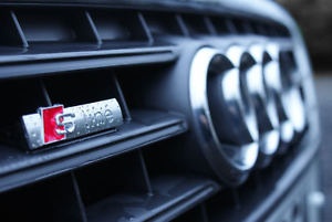 Emblema Audi S Line 3d Grila Fata 1386460117 Pieseauto Ro