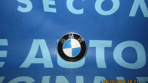 Emblema BMW E61 2006; 8132375 (spate)