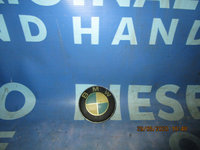 Emblema BMW E65; 8132375 (fata)