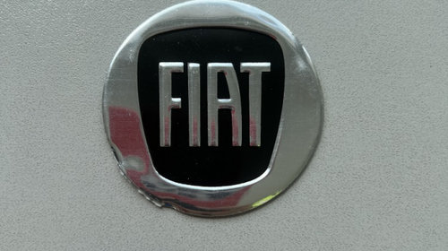 Emblema capac roata FIAT negru 60 mm