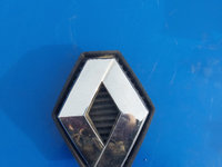 Emblema fata Renault Megane 2 Scenic 2 cod 8200115115