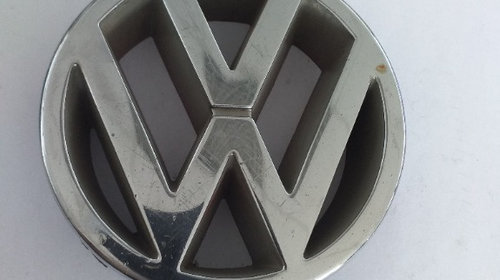 Emblema grilă față VW Golf 3, an fabricati