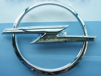 Emblema grila radiator Opel Astra H GM