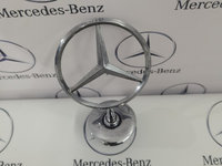 Emblema Mercedes w205