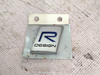 Emblema R-DESIGN, dimensiune 22x29 mm, grosime 0,5 mm 31479002