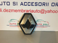 Emblema Sigla fata pentru Renault Scenic 2 an 2007 cod 8200115115