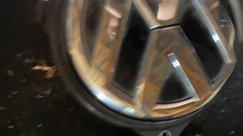 Emblema spate Volkswagen Passat B8 2016 Berlina 2.0